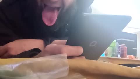 kis4kum online show from 03/06/25, 03:46