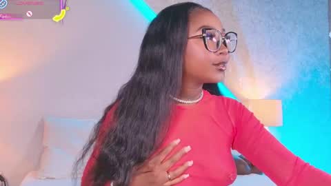 kishalove_ online show from 04/18/26, 10:52