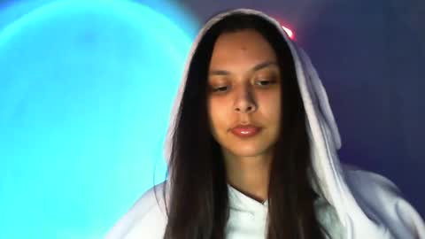 kiss_ameliaa online show from 02/18/25, 06:15