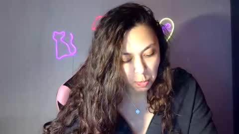kiss_ameliaa online show from 02/25/25, 06:09