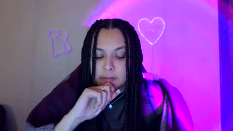 kiss_ameliaa online show from 03/06/25, 07:10