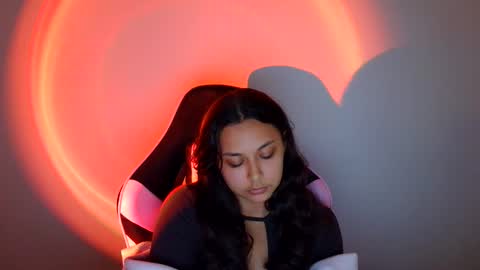 kiss_ameliaa online show from 10/14/25, 11:11