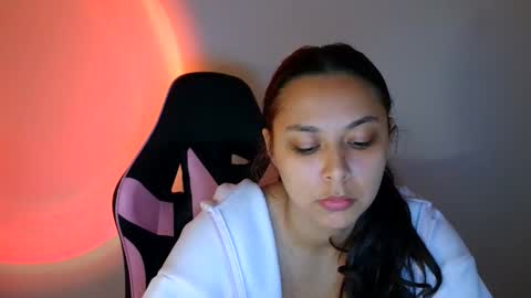 kiss_ameliaa online show from 10/15/25, 09:31