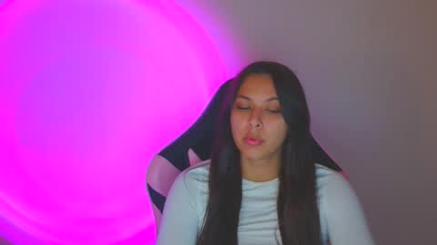 kiss_ameliaa online show from 10/24/25, 10:00