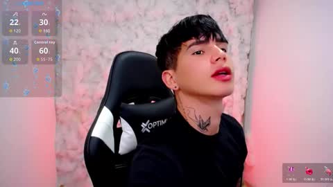 kiss_whitee online show from 11/13/25, 07:46