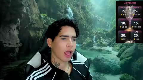 kiss_whitee online show from 02/19/26, 12:28