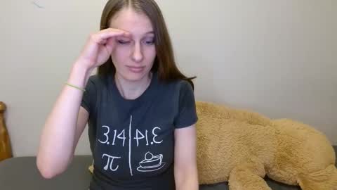 Snapshot of kissallie chatting on 04/23/26, 03:25 Allie online show from 04/23/26, 03:25