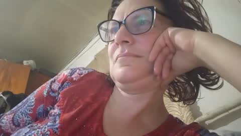 kissandvibe online show from 04/10/26, 07:29