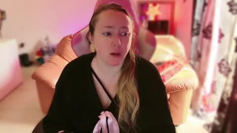 kissica online show from 03/04/25, 08:57