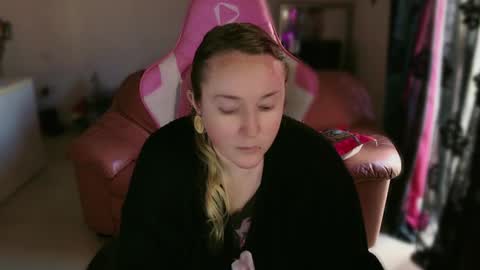 kissica online show from 03/05/25, 02:56