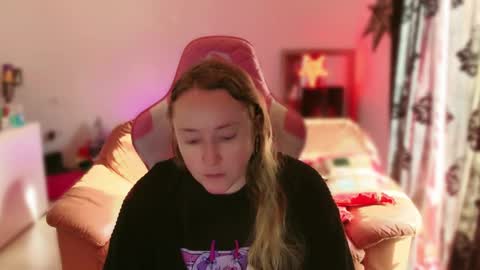 kissica online show from 03/08/25, 08:00