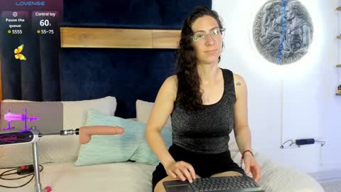 Snapshot of kissingcobank chatting on 02/09/25, 03:11 Kissing Company online show from 02/09/25, 03:11