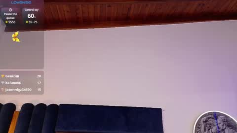 Snapshot of kissingcobank chatting on 02/27/25, 08:28 Kissing Company online show from 02/27/25, 08:28