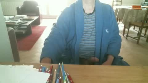 kisslog1 online show from 10/19/25, 08:37