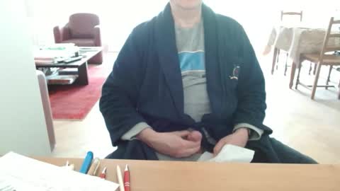 Snapshot of kisslog1 chatting on 04/07/26, 03:12 kisslog1 online show from 04/07/26, 03:12