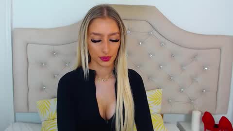 Natalie online show from 11/21/25, 09:52