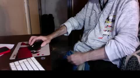 kissofbanned1983 online show from 11/13/25, 07:02