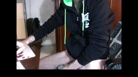 kissofbanned1983 online show from 11/27/25, 05:37