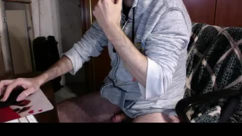 kissofbanned1983 online show from 12/19/25, 11:39