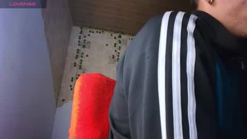 Snapshot of kisstarxxx chatting on 09/23/25, 02:58 Helena and Brad online show from 09/23/25, 02:58