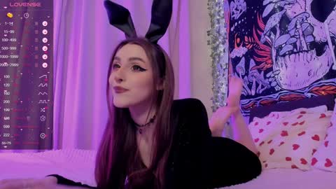 Snapshot of kissthasky chatting on 12/13/24, 06:05 Kissthasky online show from 12/13/24, 06:05