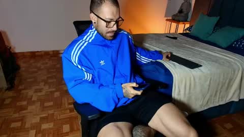 Snapshot of kite__ chatting on 04/20/26, 12:19 kite__ online show from 04/20/26, 12:19