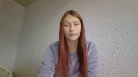 kiti_kitiss online show from 10/19/25, 08:48