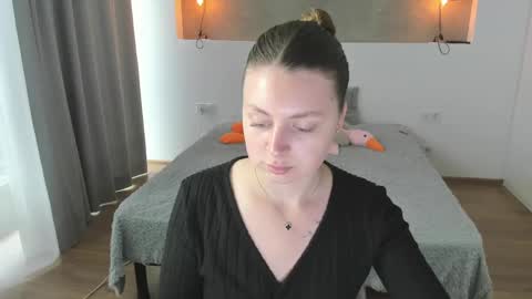 kitkatvel online show from 06/03/26, 05:54