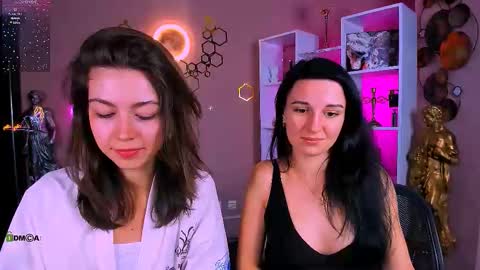 kitniss online show from 10/01/25, 12:11
