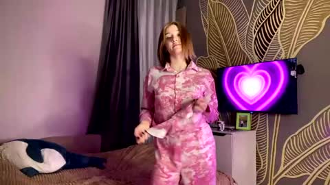 Tanesha online show from 04/27/26, 02:26