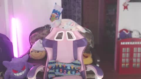 Ari Keimiwrights  online show from 11/05/25, 09:26