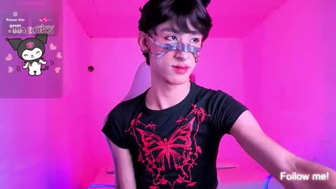 Snapshot of kitsuneplay_ chatting on 01/10/26, 04:47 Salvatore online show from 01/10/26, 04:47