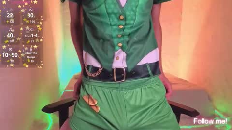 Snapshot of kitsuneplay_ chatting on 01/10/26, 09:30 Salvatore online show from 01/10/26, 09:30