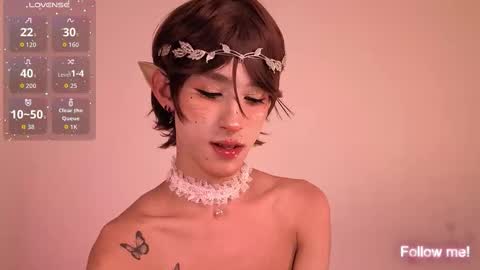 Snapshot of kitsuneplay_ chatting on 02/20/26, 08:20 Salvatore online show from 02/20/26, 08:20