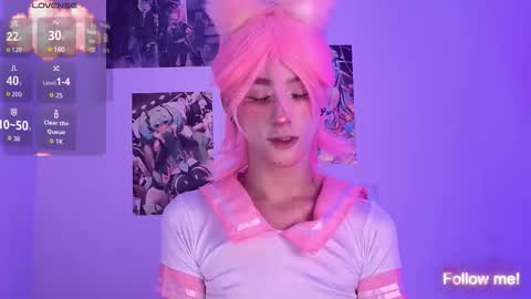 Snapshot of kitsuneplay_ chatting on 02/28/26, 06:31 Salvatore online show from 02/28/26, 06:31