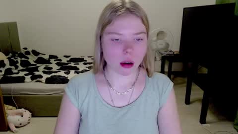 Jennyblonde and Emmabrunette online show from 12/16/24, 01:32