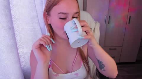 Snapshot of kitten_sun chatting on 01/24/25, 06:24 kitten_sun online show from 01/24/25, 06:24