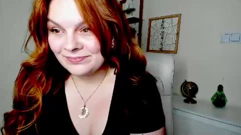 Snapshot of kittengingerxo chatting on 07/09/26, 06:12 Kitten online show from 07/09/26, 06:12