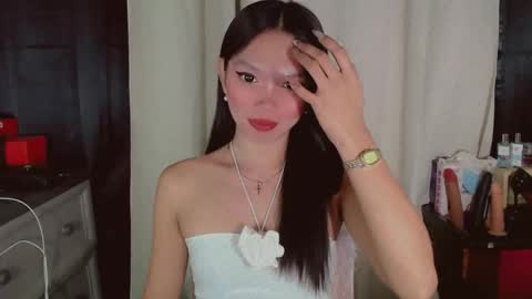 KITTY online show from 04/18/26, 10:32