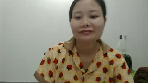 kitti_baby2x online show from 04/04/26, 01:48
