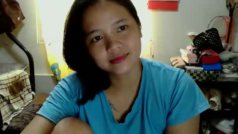 Snapshot of kittlyn chatting on 10/13/25, 12:32 kittlyn online show from 10/13/25, 12:32