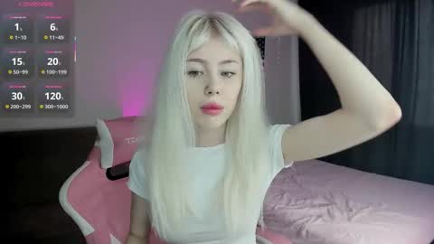 erika 3 online show from 02/06/26, 09:01