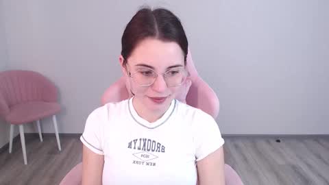 Andrew online show from 10/22/25, 05:19