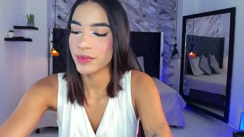 Snapshot of kitty_collins_ chatting on 06/03/26, 11:46 Kitty online show from 06/03/26, 11:46