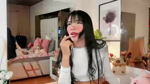 kitty online show from 09/11/25, 10:10