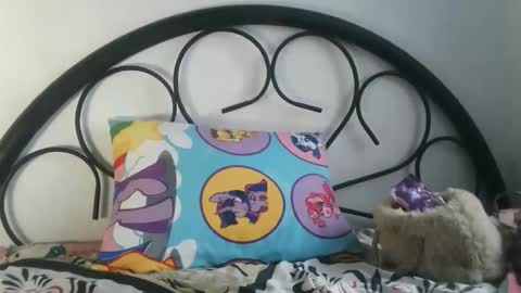 Snapshot of kitty_fussy chatting on 02/23/26, 04:54 kitty_fussy online show from 02/23/26, 04:54