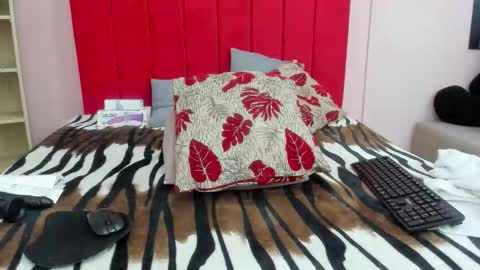 kitty_hot_sex_ online show from 02/26/26, 10:42