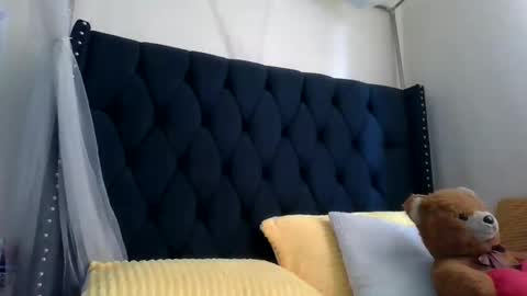 kitty_kerry online show from 05/29/26, 07:50