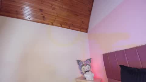 kitty_kryss online show from 10/06/25, 06:16