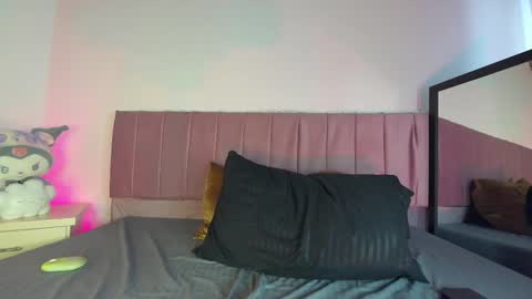 kitty_kryss online show from 10/11/25, 03:21